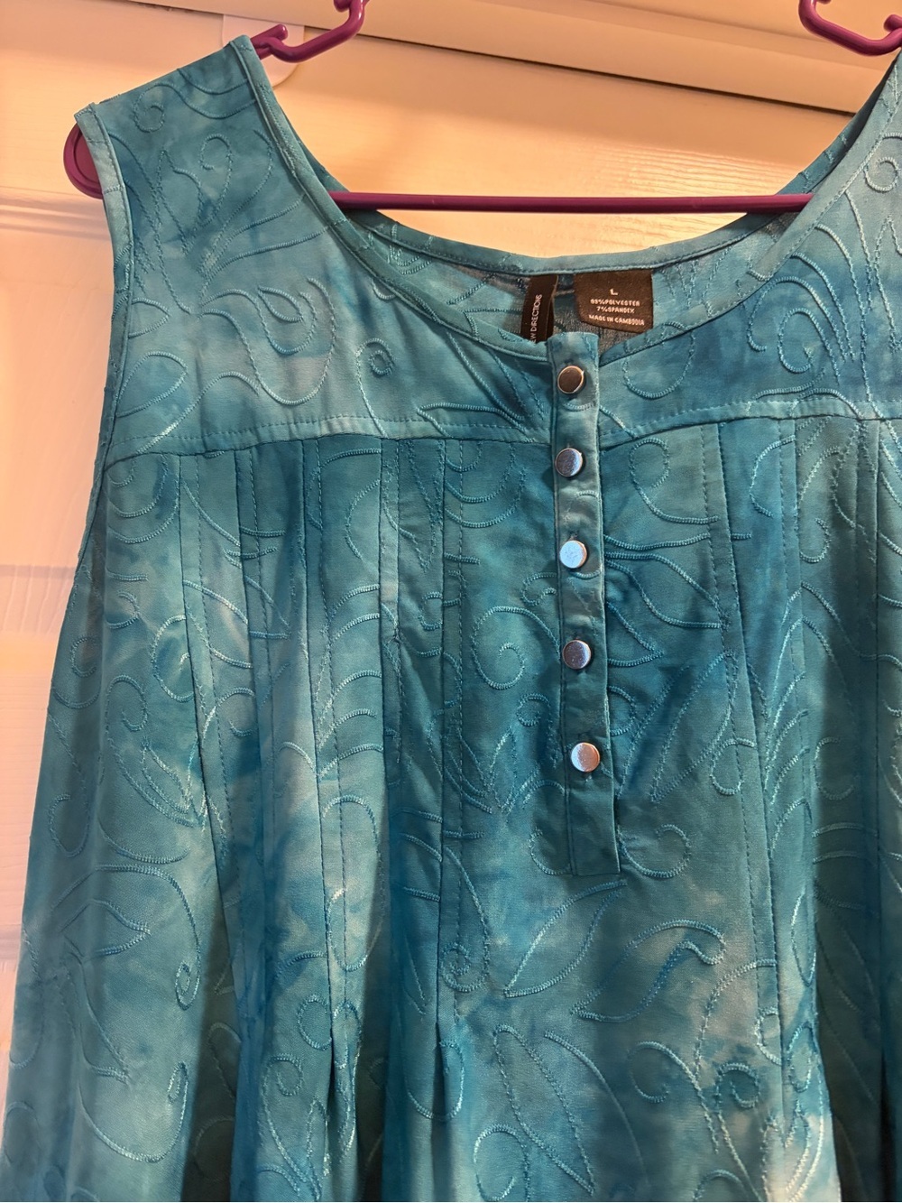 Teal Swirl Sleeveless Button-Front Tank Top - Picture 2 of 3
